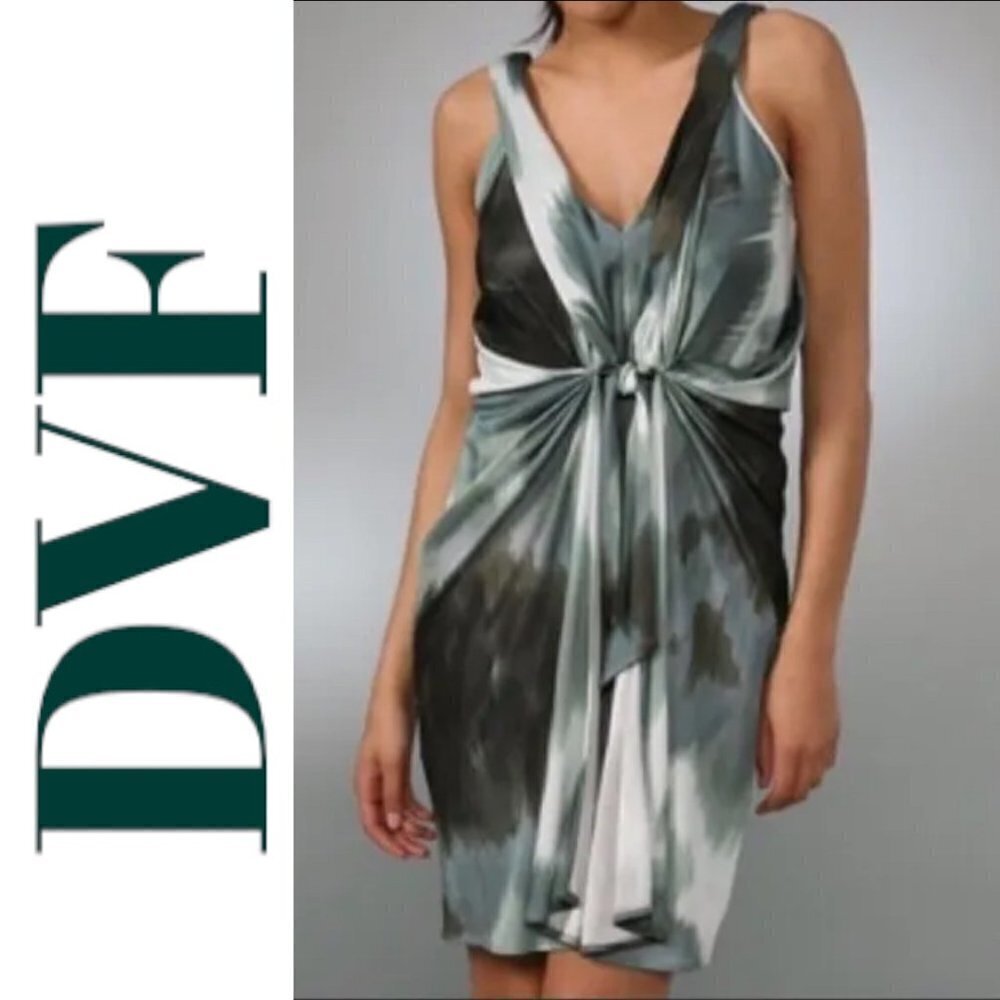 NWT DIANE VON FURSTENBERG Milton Green Watercolor Wrap Sheath Cocktail Dress, 10